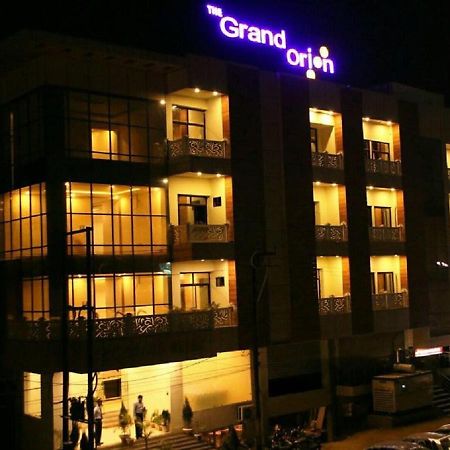 מלון Chinhat The Grand Orion מראה חיצוני תמונה